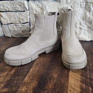 Sorel women's Chelsea Boot